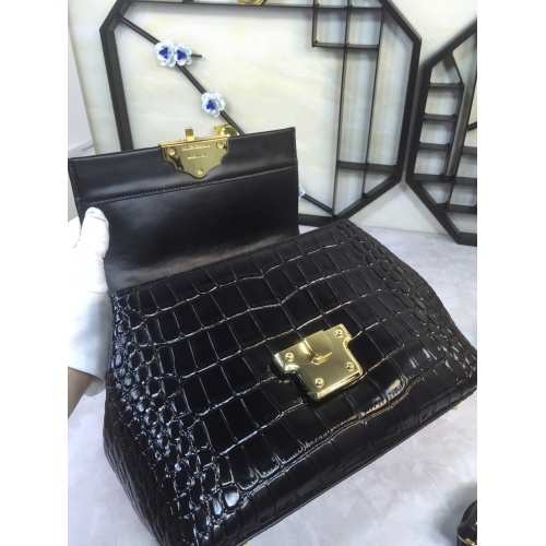 Replica Dolce & Gabbana D&G AAA Quality Messenger Bags For Women #813783 $150.00 USD for Wholesale