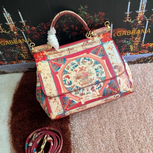 Dolce & Gabbana D&G AAA Quality Messenger Bags For Women #813821