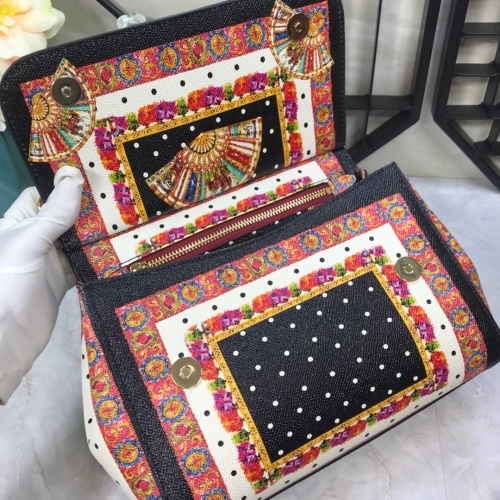 Replica Dolce & Gabbana D&G AAA Quality Messenger Bags For Women #813829 $150.00 USD for Wholesale