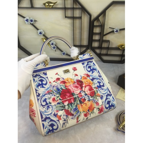Replica Dolce & Gabbana D&G AAA Quality Messenger Bags For Women #813848 $150.00 USD for Wholesale