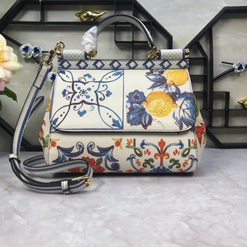 Dolce &amp; Gabbana D&amp;G AAA Quality Messenger Bags For Women #813862 $150.00 USD, Wholesale Replica Dolce &amp; Gabbana D&amp;G AAA Quality Messenger Bags