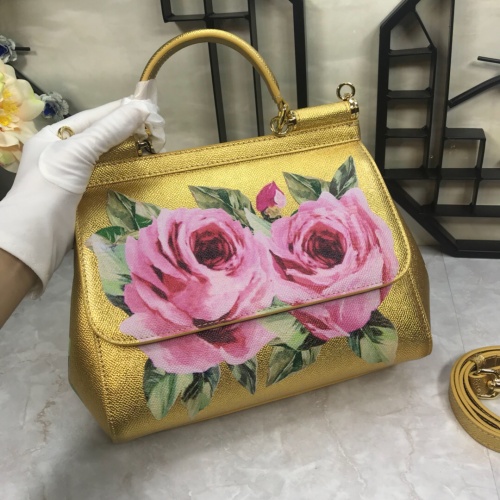 Dolce &amp; Gabbana D&amp;G AAA Quality Messenger Bags For Women #813864 $150.00 USD, Wholesale Replica Dolce &amp; Gabbana D&amp;G AAA Quality Messenger Bags