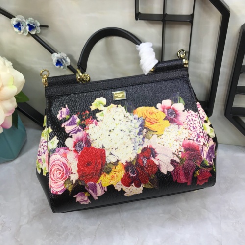 Replica Dolce & Gabbana D&G AAA Quality Messenger Bags For Women #813874 $150.00 USD for Wholesale