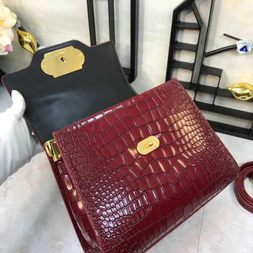 Replica Dolce & Gabbana D&G AAA Quality Messenger Bags For Women #813885 $182.00 USD for Wholesale