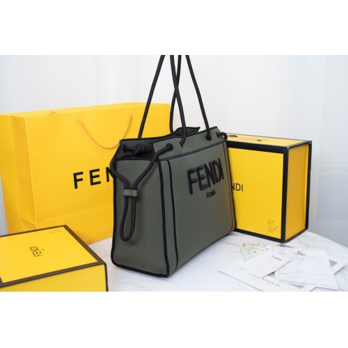 Replica Fendi AAA Quality Handbags For Women #814011 $115.00 USD for Wholesale
