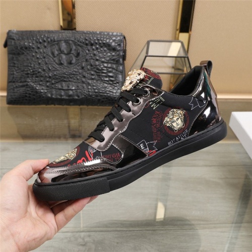 Replica Versace Casual Shoes For Men #814665 $85.00 USD for Wholesale