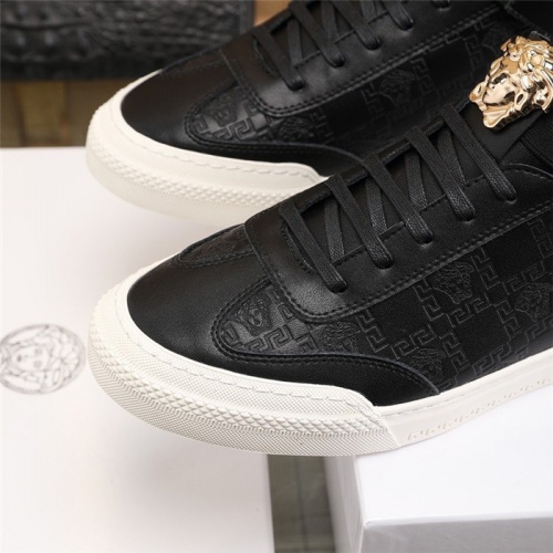 Replica Versace Casual Shoes For Men #814671 $82.00 USD for Wholesale