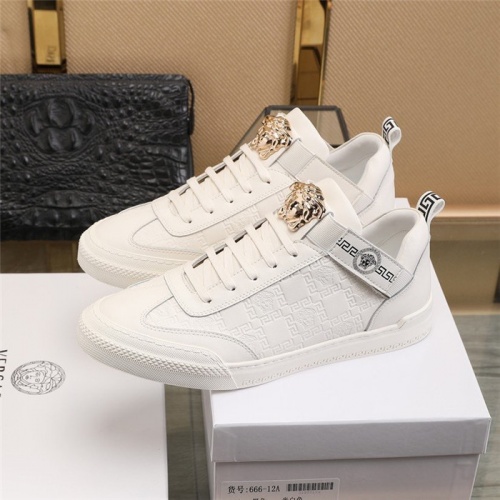 Replica Versace Casual Shoes For Men #814672 $82.00 USD for Wholesale