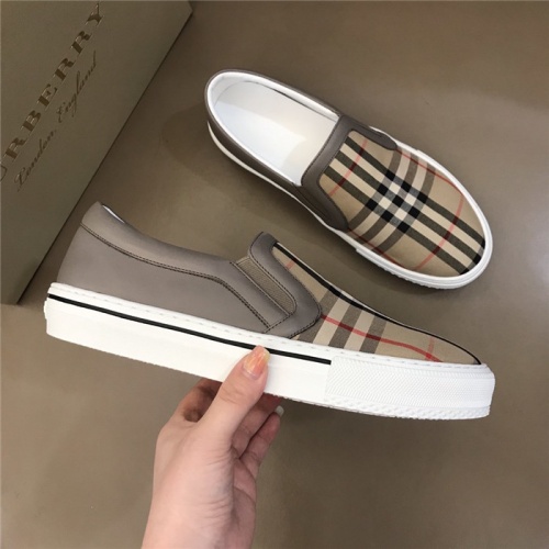 Replica Burberry Casual Shoes For Men #814893 $64.00 USD for Wholesale