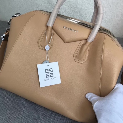 Replica Givenchy AAA Quality Messenger Bags #815554 $192.00 USD for Wholesale
