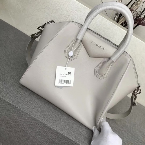 Replica Givenchy AAA Quality Messenger Bags #815557 $202.00 USD for Wholesale