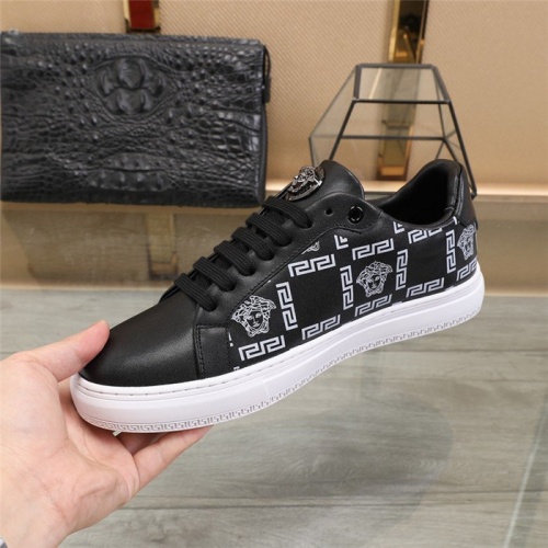 Replica Versace Casual Shoes For Men #815730 $82.00 USD for Wholesale