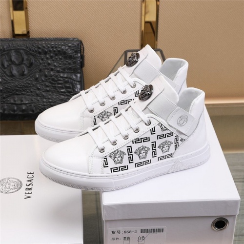 Replica Versace Casual Shoes For Men #815733 $85.00 USD for Wholesale