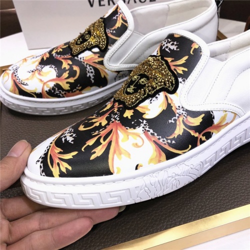 Replica Versace Casual Shoes For Men #816725 $80.00 USD for Wholesale