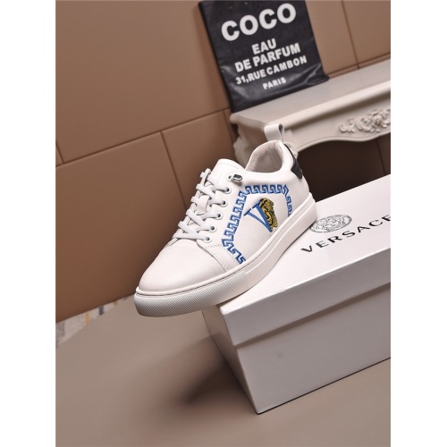 Replica Versace Casual Shoes For Men #816762 $76.00 USD for Wholesale