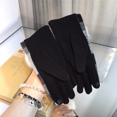 Replica Burberry Gloves For Women #818127 $42.00 USD for Wholesale