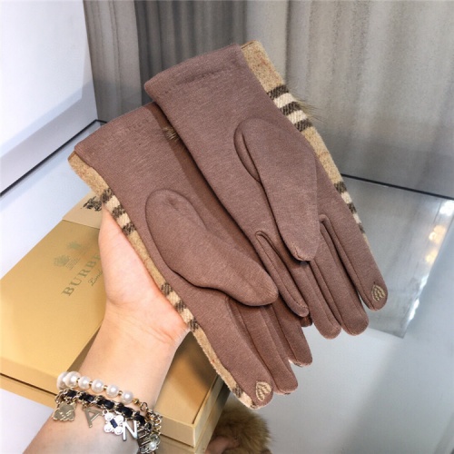 Replica Burberry Gloves For Women #818128 $42.00 USD for Wholesale