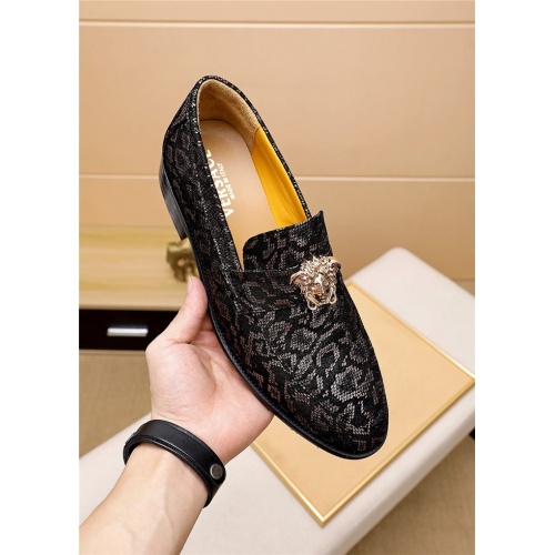 Replica Versace Leather Shoes For Men #818202 $80.00 USD for Wholesale