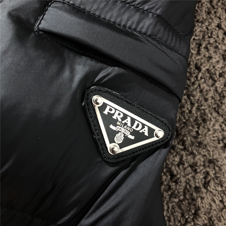 prada zipper