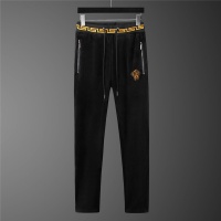 $98.00 USD Versace Tracksuits Long Sleeved For Men #813451