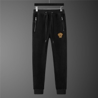 $98.00 USD Versace Tracksuits Long Sleeved For Men #813467