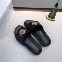 $45.00 USD Versace Slippers For Men #813587