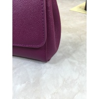$132.00 USD Dolce & Gabbana D&G AAA Quality Messenger Bags For Women #813753
