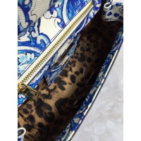 $150.00 USD Dolce & Gabbana D&G AAA Quality Messenger Bags For Women #813827