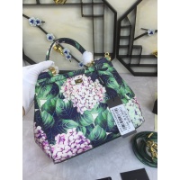 $150.00 USD Dolce & Gabbana D&G AAA Quality Messenger Bags For Women #813836