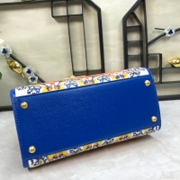 $192.00 USD Dolce & Gabbana D&G AAA Quality Messenger Bags For Women #813905