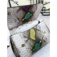 $162.00 USD Dolce & Gabbana D&G AAA Quality Messenger Bags For Women #813927