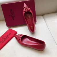 $80.00 USD Valentino Flat Shoes For Women #814377