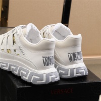 $105.00 USD Versace Casual Shoes For Men #815736
