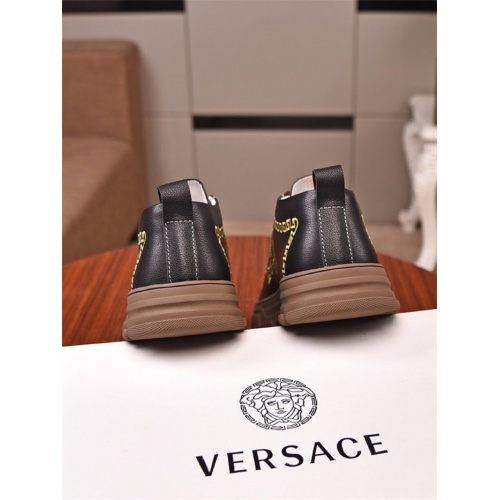 Replica Versace Casual Shoes For Men #818942 $82.00 USD for Wholesale