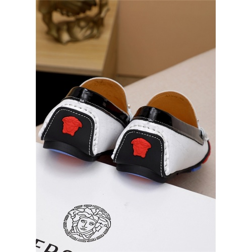 Replica Versace Casual Shoes For Men #819374 $68.00 USD for Wholesale