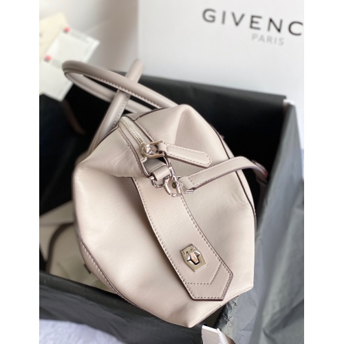 Replica Givenchy AAA Quality Handbags For Women #820589 $245.00 USD for Wholesale