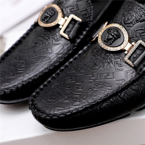 Replica Versace Casual Shoes For Men #820678 $64.00 USD for Wholesale