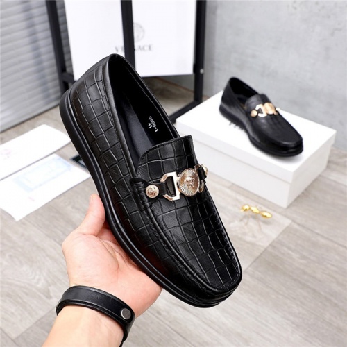 Replica Versace Casual Shoes For Men #821051 $80.00 USD for Wholesale