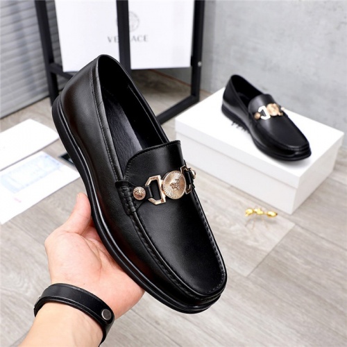 Replica Versace Casual Shoes For Men #821053 $80.00 USD for Wholesale