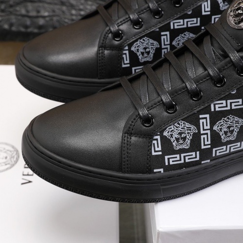 Replica Versace Casual Shoes For Men #821475 $85.00 USD for Wholesale