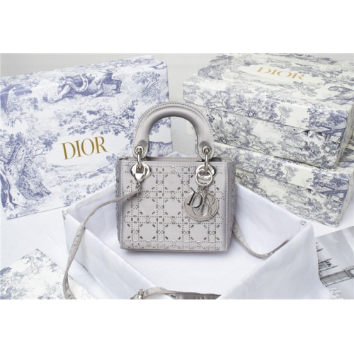 Christian Dior AAA Quality Messenger Bags For Women #821621 $81.00 USD, Wholesale Replica Christian Dior AAA Quality Messenger Bags