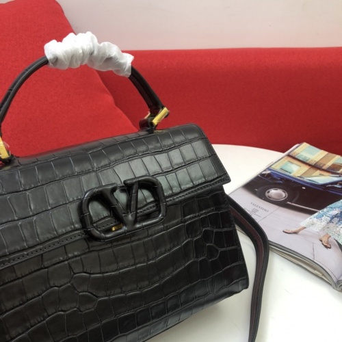 Replica Valentino AAA Quality Messenger Bags For Women #821990 $112.00 USD for Wholesale
