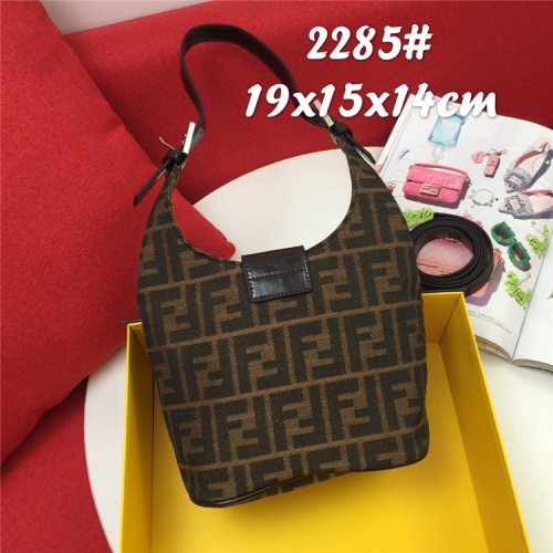 Replica Fendi AAA Quality Handbags For Women #822421 $88.00 USD for Wholesale