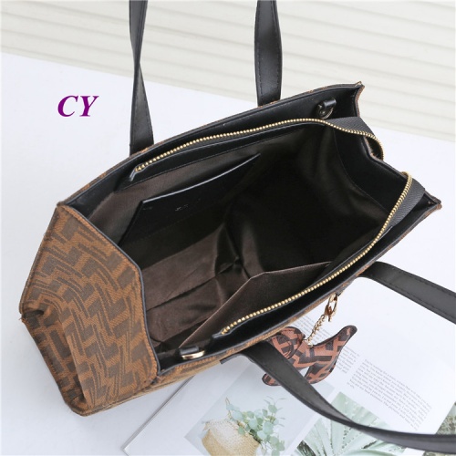 Replica Fendi Fashion Handbags For Women #823208 $36.00 USD for Wholesale