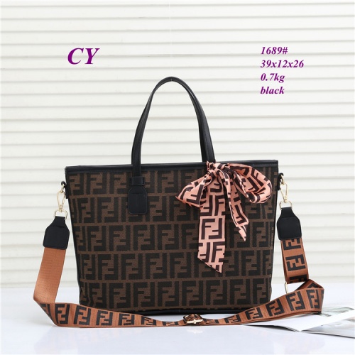 Fendi Fashion Handbags For Women #823209