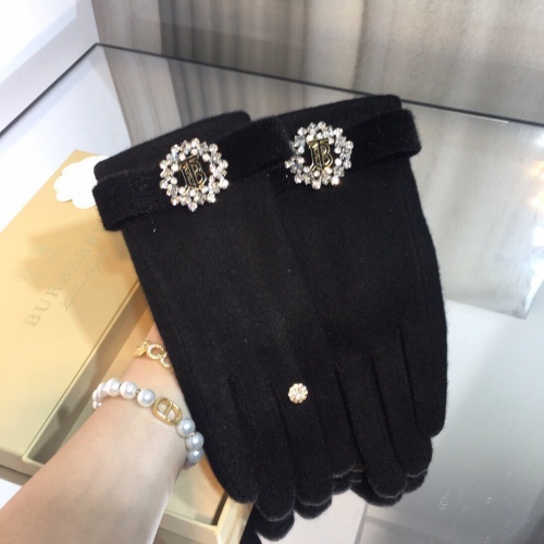 Replica Burberry Gloves For Women #823690 $43.00 USD for Wholesale
