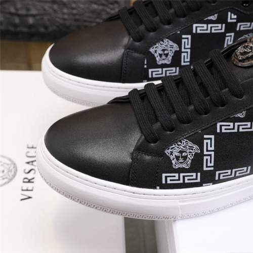 Replica Versace Casual Shoes For Men #825270 $82.00 USD for Wholesale