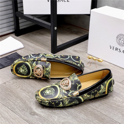 Replica Versace Casual Shoes For Men #826680 $56.00 USD for Wholesale