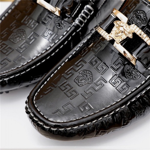 Replica Versace Casual Shoes For Men #826687 $68.00 USD for Wholesale