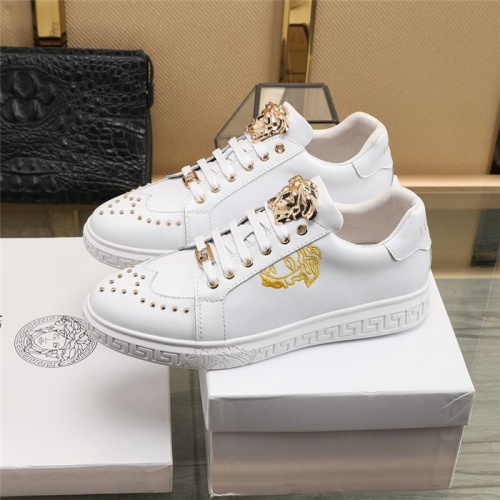 Replica Versace Casual Shoes For Men #826693 $82.00 USD for Wholesale